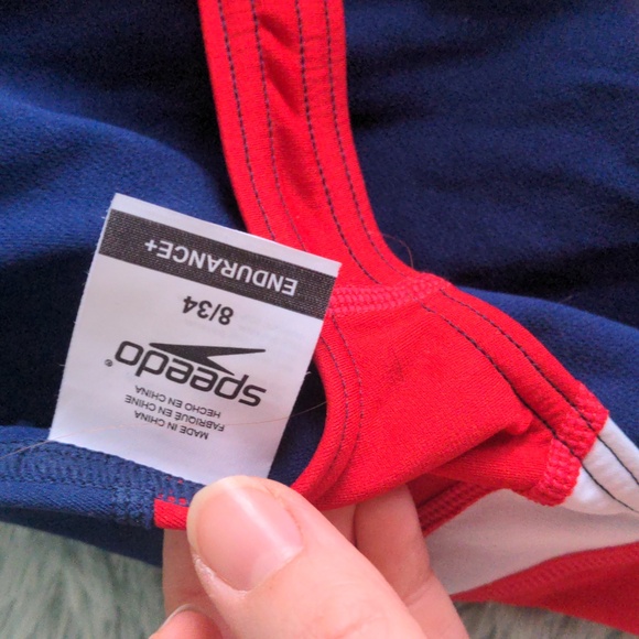 Bundle of two Speedo Endurance + Fabric swimsuits size 8 - Picture 9 of 11